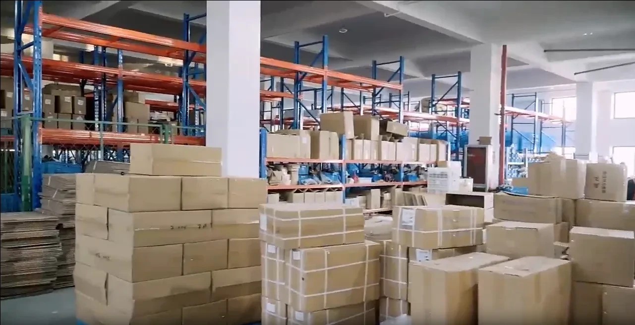 Packaging Center