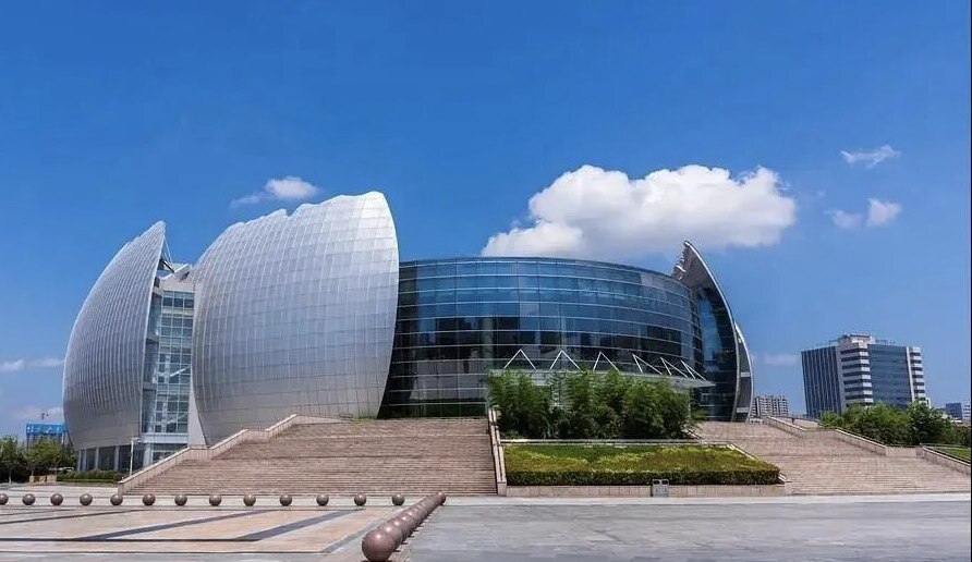 菏泽市某大剧院工程