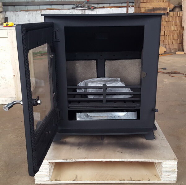 Modern Minimalist Fireplace thumbnail 5