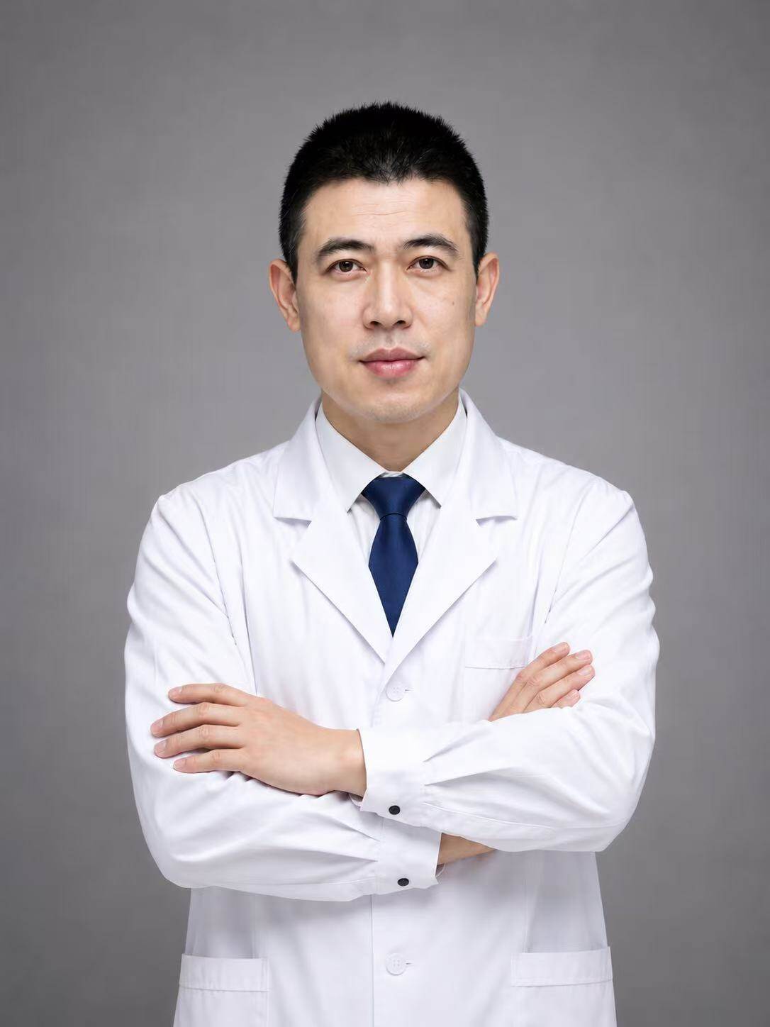 王俊