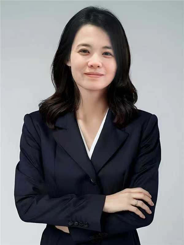 贾玥曼