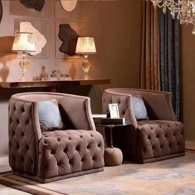 Luxury Tufted Velvet Armchair – Modern Chesterfield Single Sofa Chair with Accent Pillow