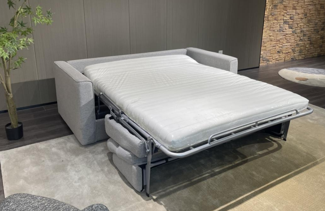Modern Light Grey Pull-Out Sleeper Sofa Bed with Durable Metal Frame