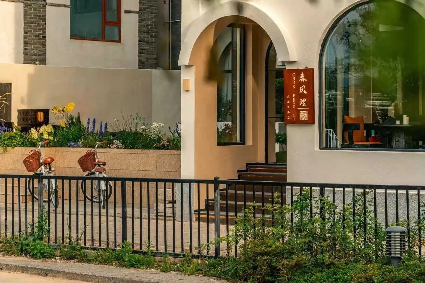 Dali Erhai Chunfengli Homestay Furniture Project - Actual Site 2