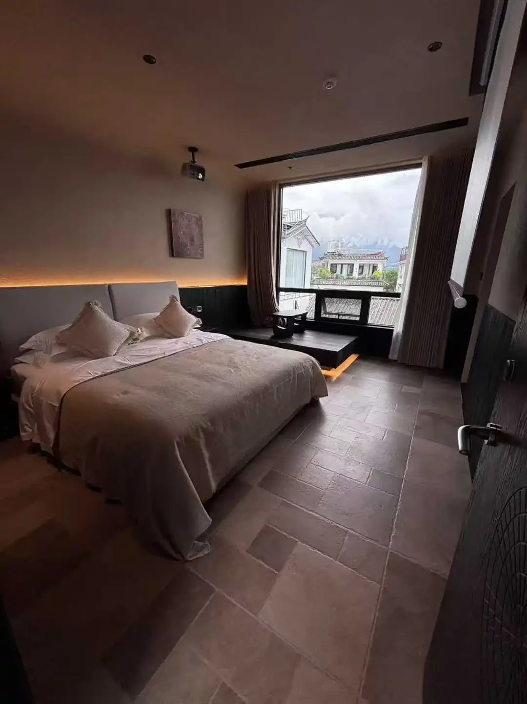 Dali Erhai Chunfengli Homestay Furniture Project - Actual Site 5