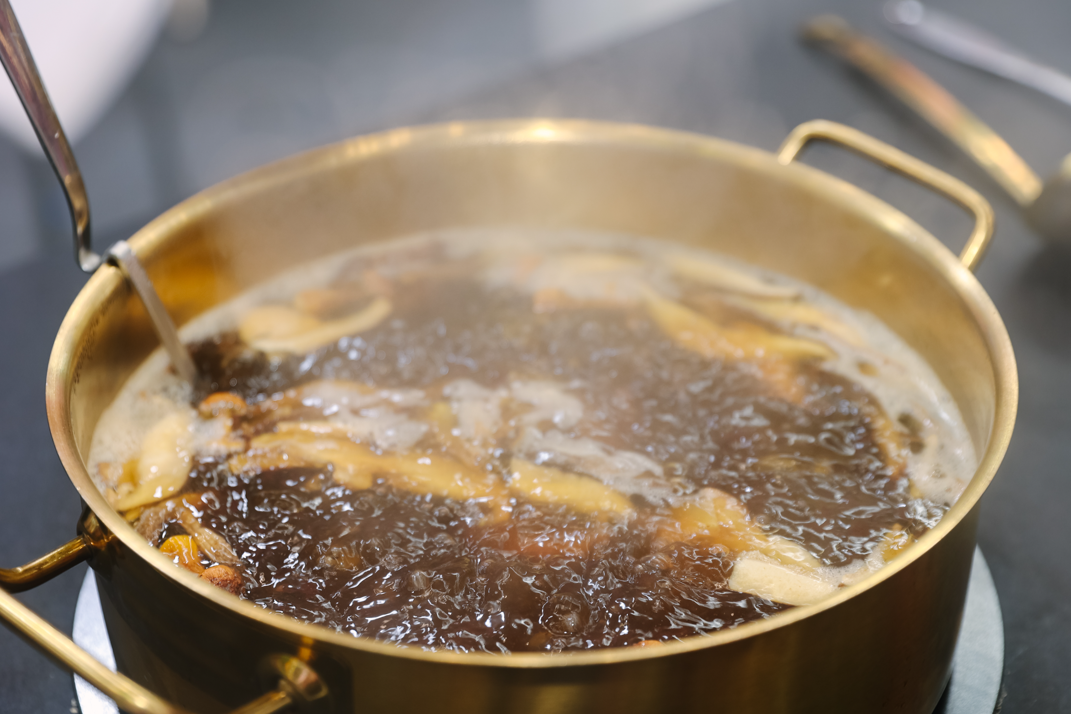 Hot pot base and seasonings