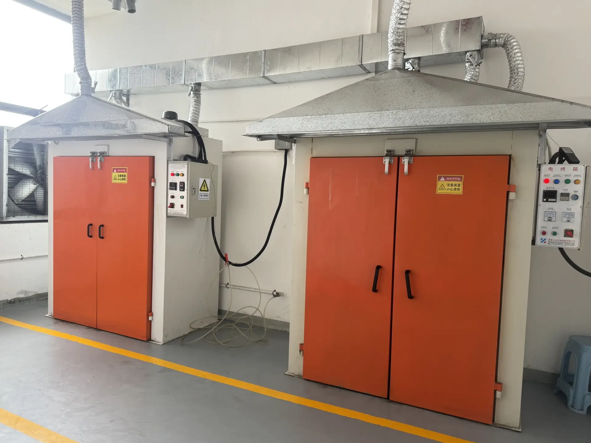 Silicone product vulcanization processing workshop