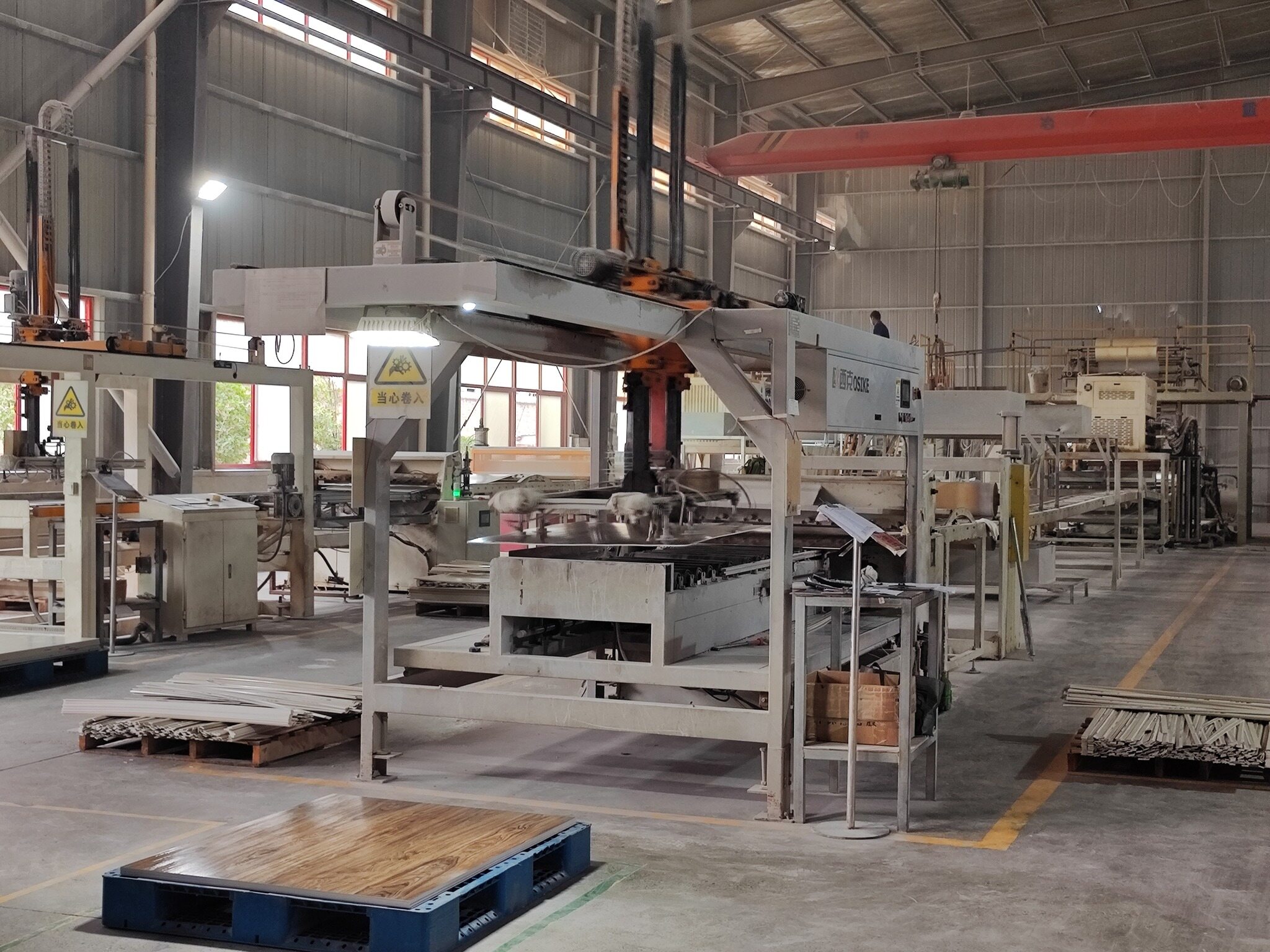 SPC Flooring Cutting and Grooving Production Line