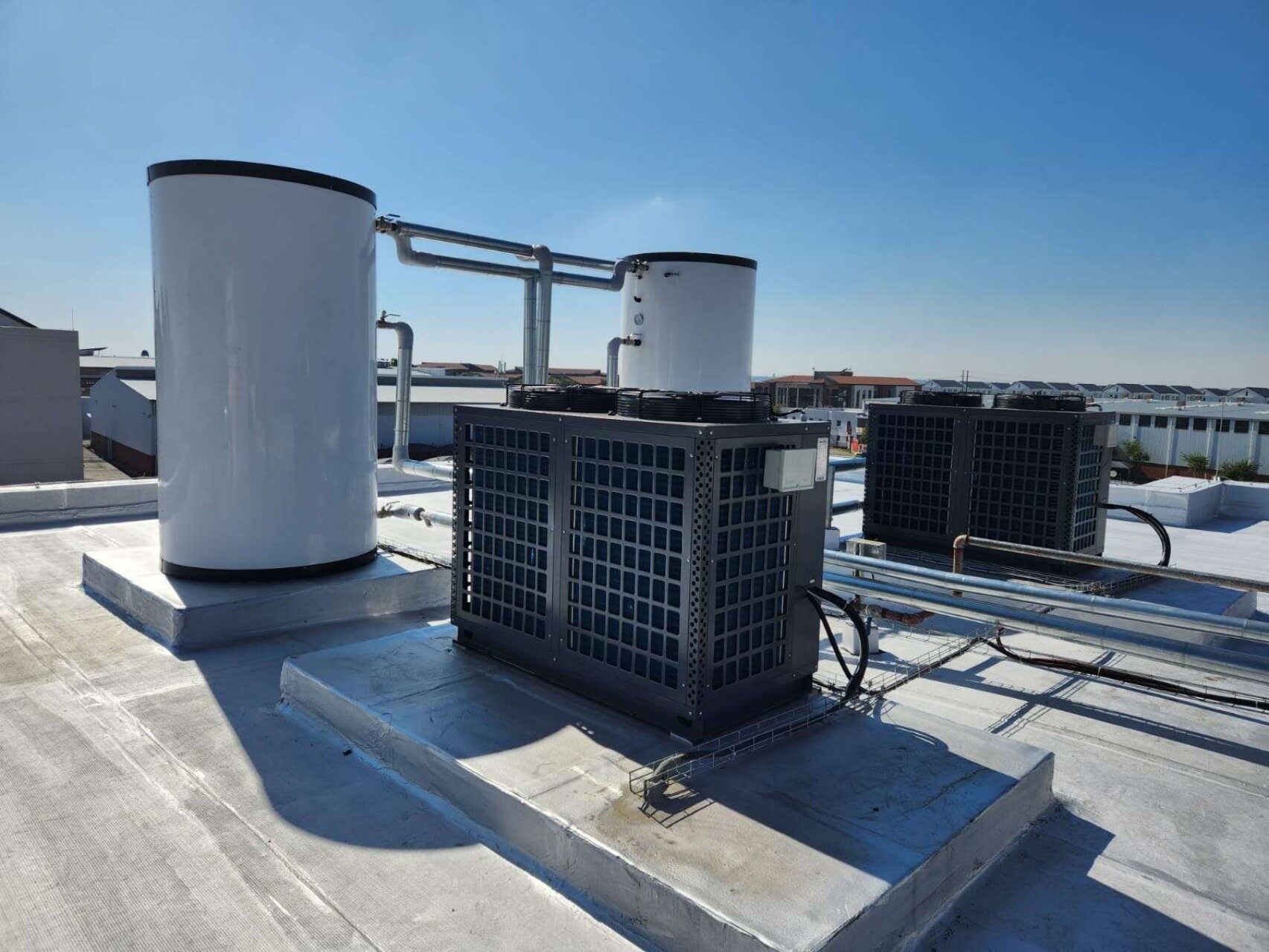 Hotel Hot Water Supply 88kw Commercial Air source heat pump ( Top-blowing)