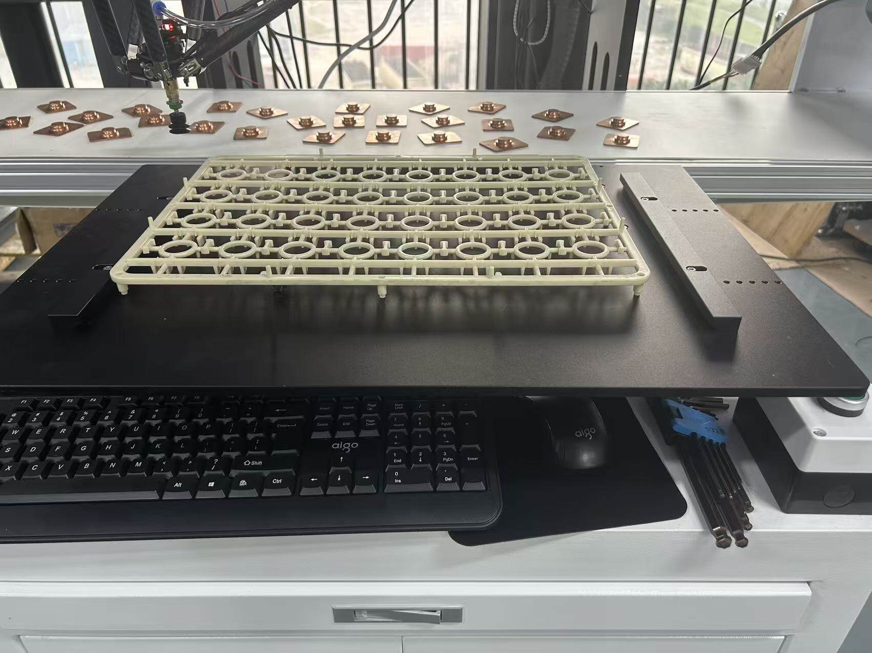 Material-Handling Headaches: Why Traditional Conveyors Slow Down Modern Assembly Workshops - Image 3