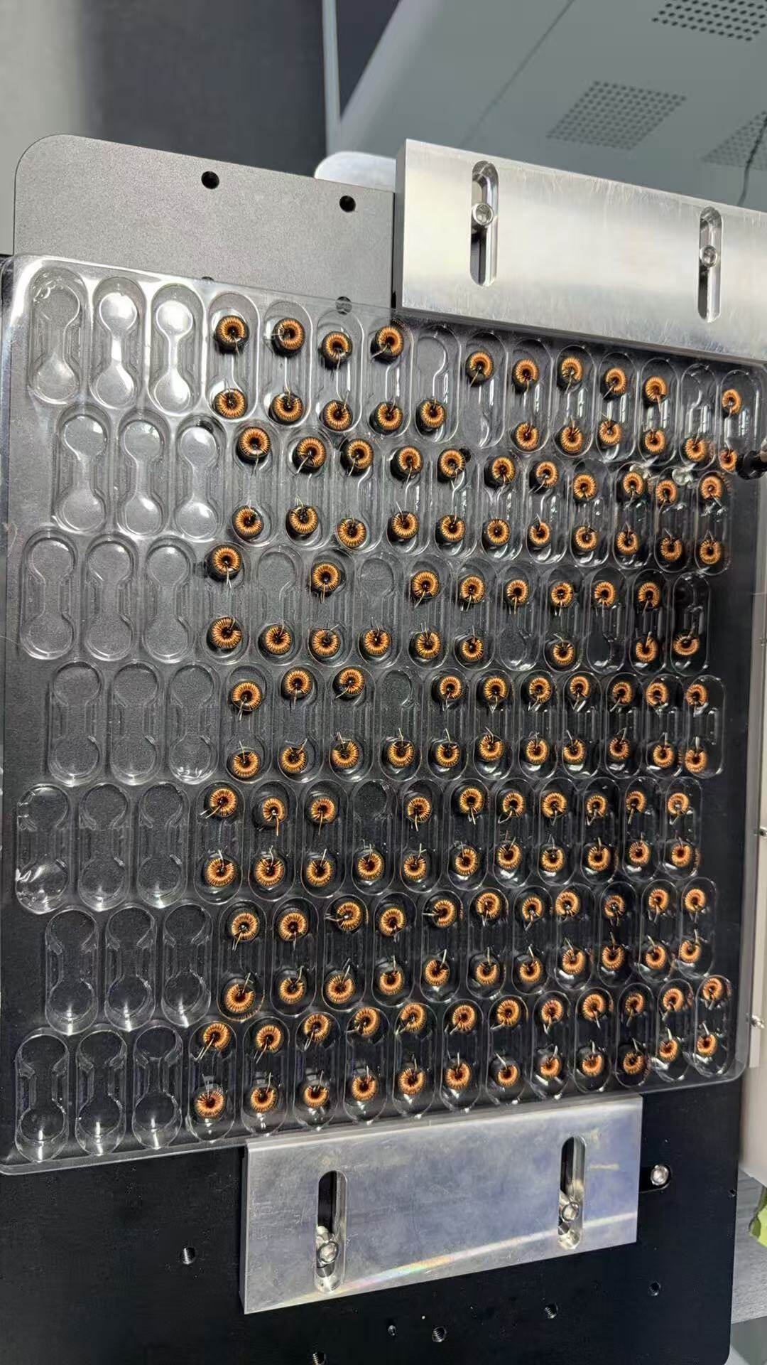 Feeding Challenges for Micro, Fragile & Irregular-Shaped Parts in High-Mix Manufacturing - Image 2