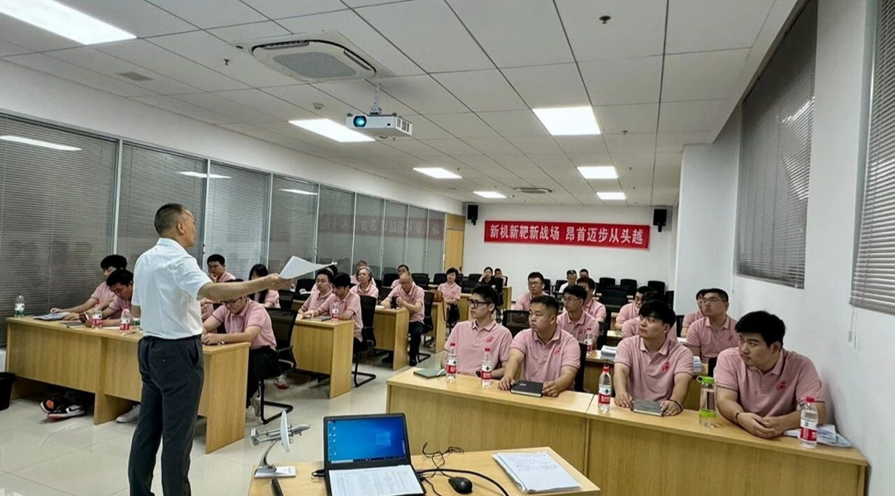 盛世华盾双尾蝎 A 无人机系统接装培训开训典礼