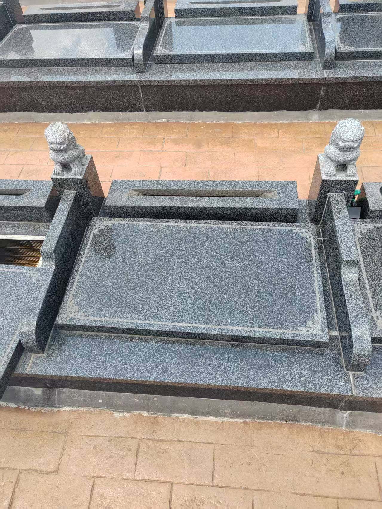 立碑双墓-9