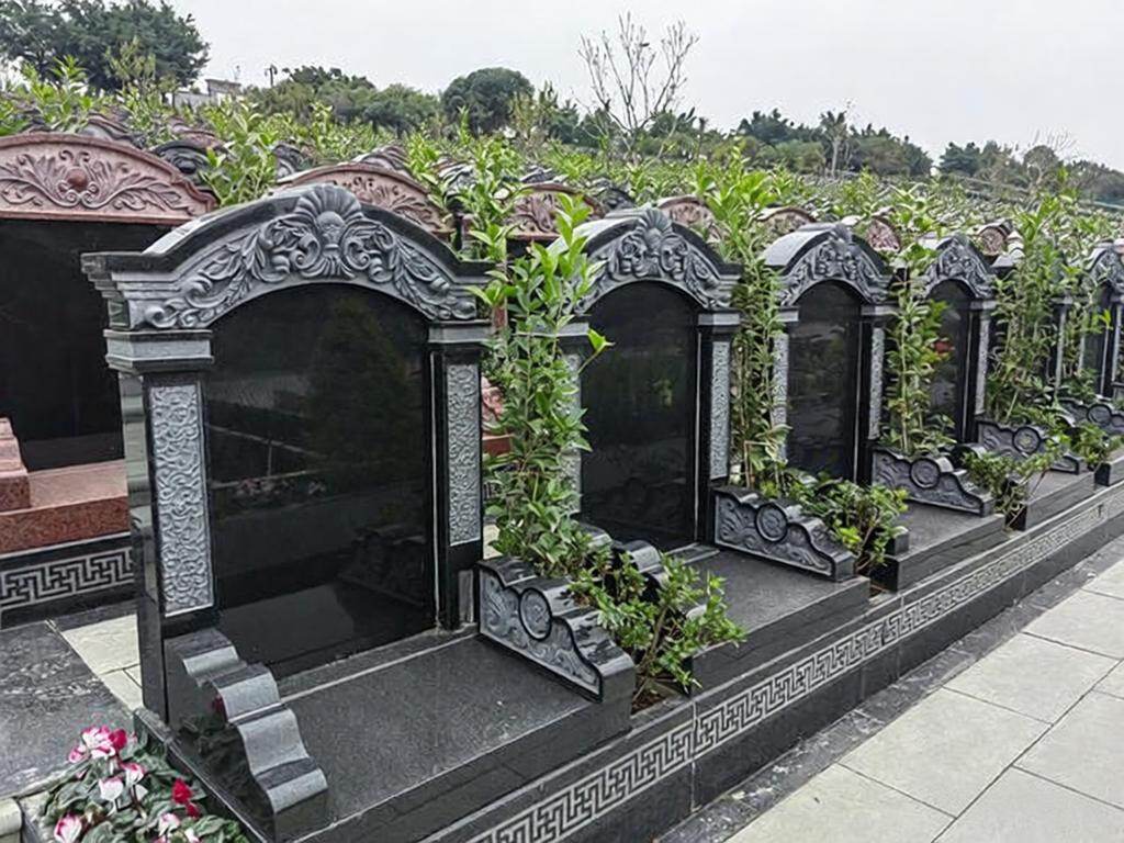 立碑双墓-3