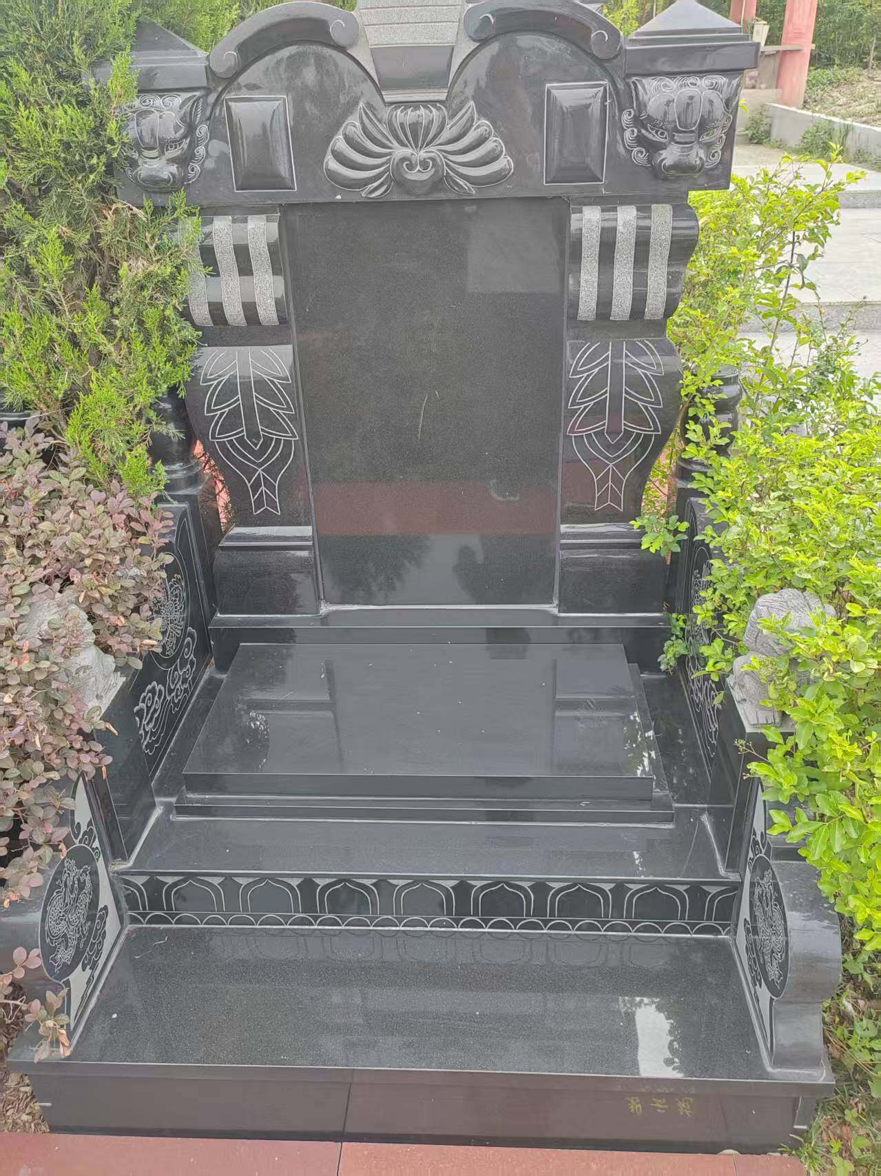 立碑双墓-7