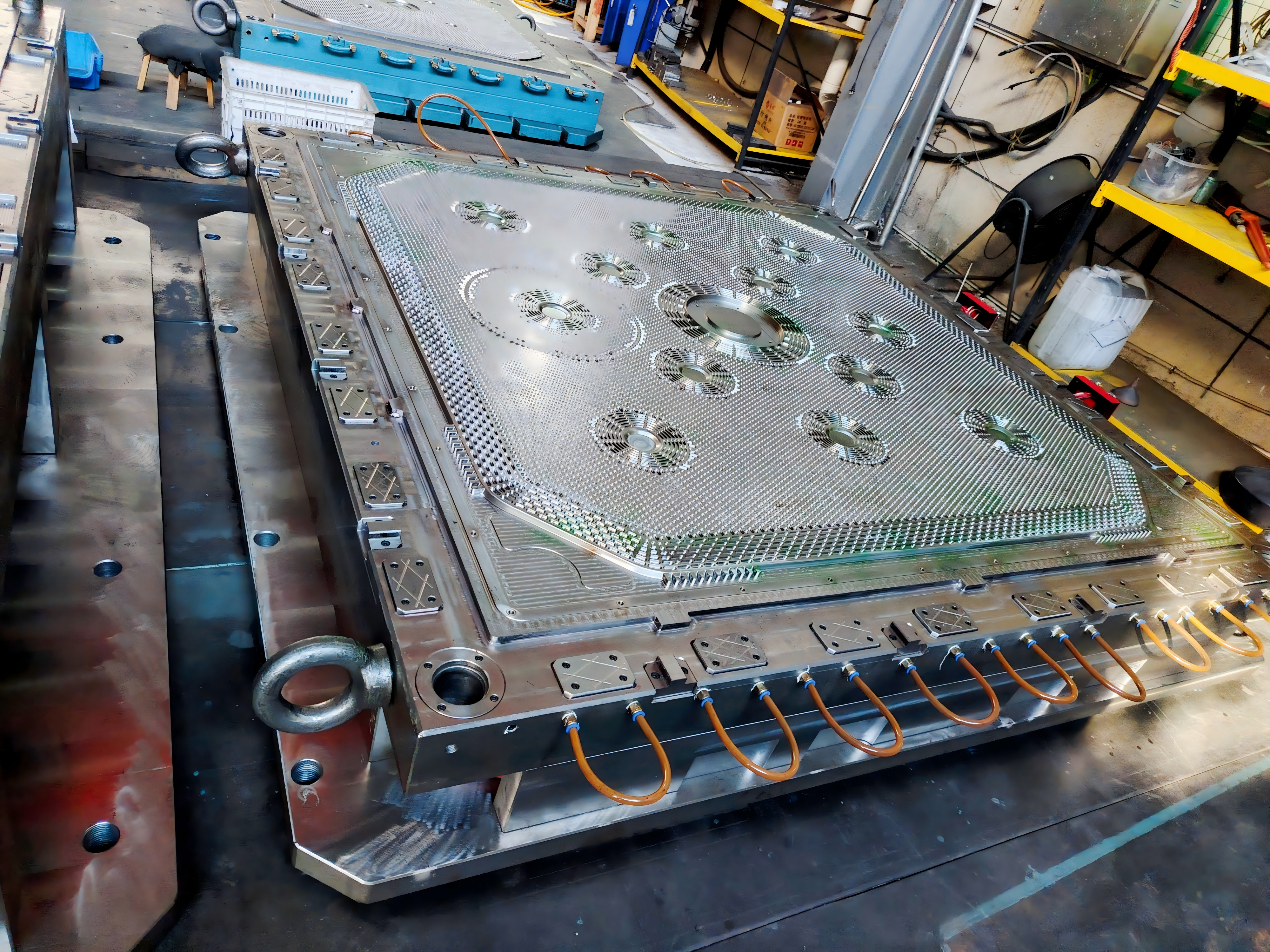 Injection Mold - 470MM to 2000MM