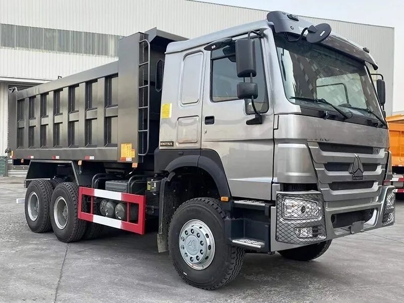 SINOTRUK HOWO NX 6x4 Tipper Truck 20 Cubic Meter for Mining