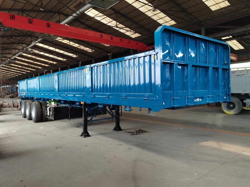 3 Axle 60 Ton Side Wall Semi Trailer for General Cargo detail view 2