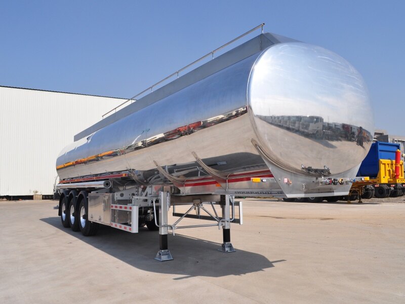 Stainless Steel Chemical Liquid Tanker Semi Trailer for Crude Oil