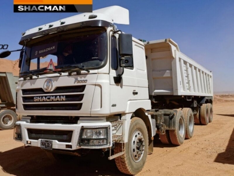 SHACMAN F3000 6x4 Tractor Head Truck 380HP for Trailer Logistics view 1