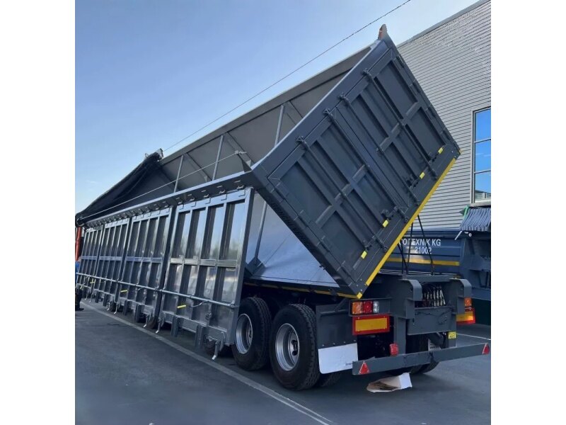 Tri Axle Side Tipper Semi Trailer for Ore and Bulk Material Handling