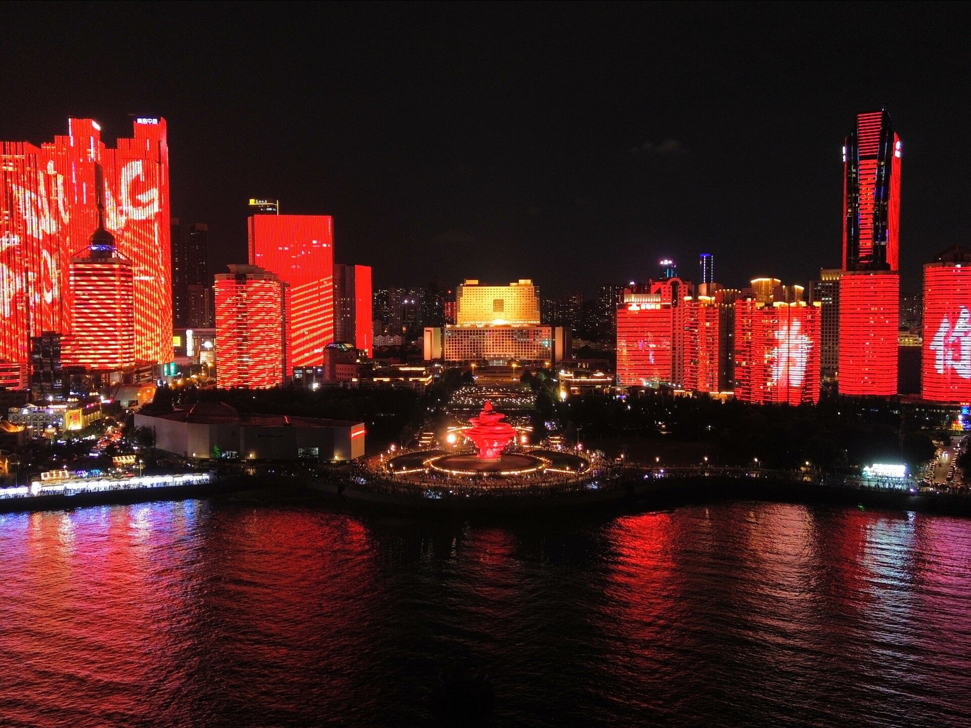 LED 超窄线条灯 IK-L12C-IP - 艾克灯光 IK Lights