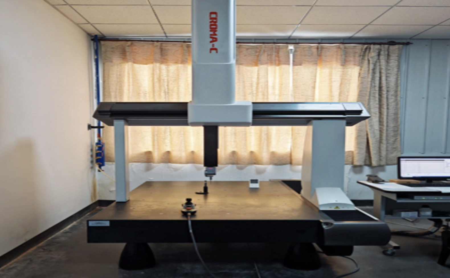Coordinate Measuring Machine