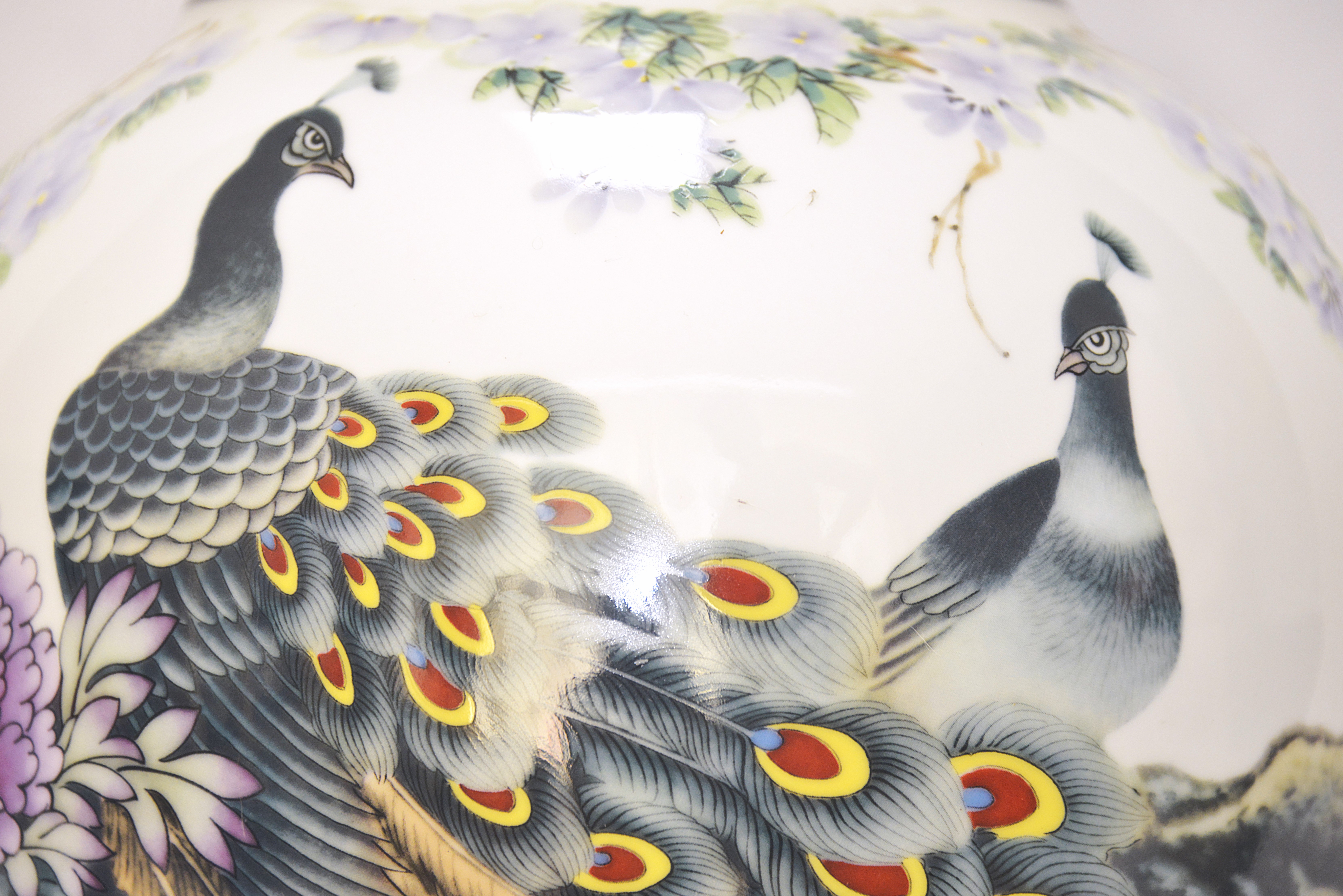 张松茂、徐亚凤合作粉彩《屏开富贵》双耳赏瓶  59×30×20×18cm - 6