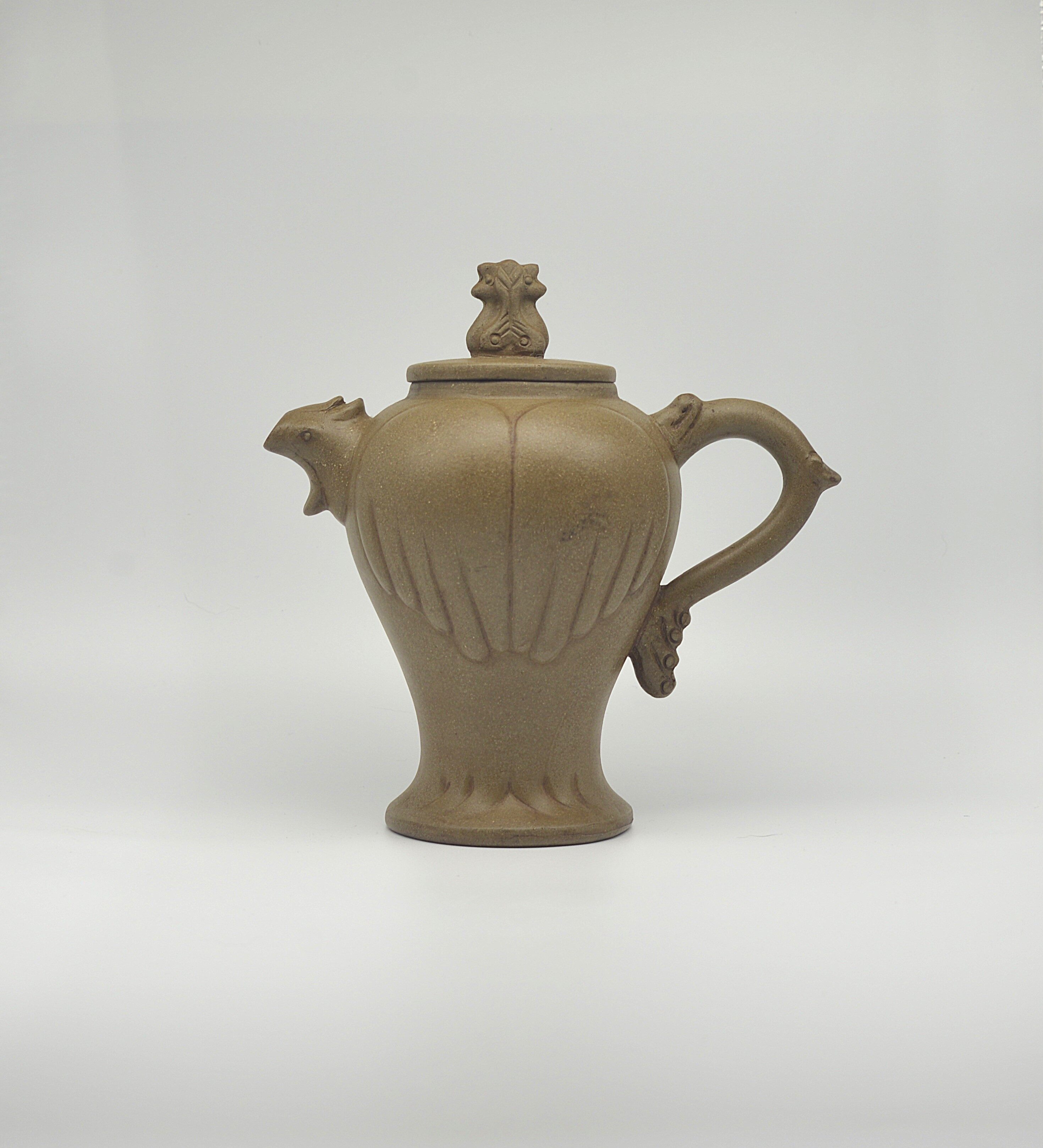 Phoenix-Head Feather Pattern Zisha Teapot (by Chen Mingyuan) 20×18.5×10×7.8×6.5 cm