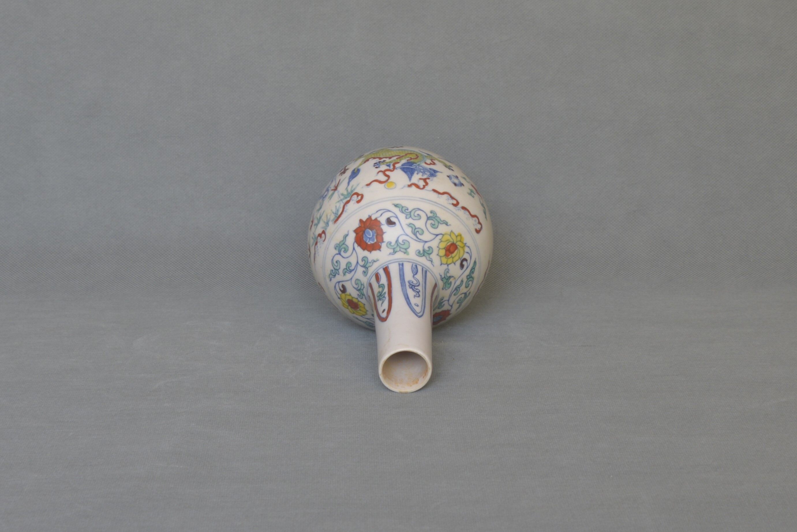 Ming Chenghua Doucai Dragon-pattern Long-neck Celestial Vase 21×11×6×2.8cm - 3