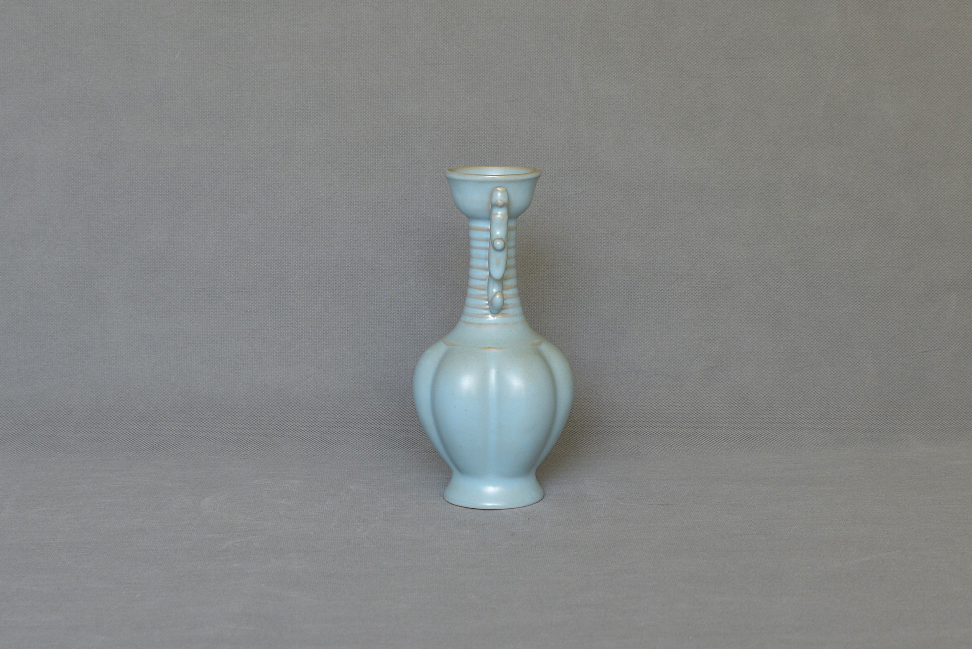 Ruyao Celadon Glazed Chi-dragon Handle Ribbed Vase 18.5×10×5.5×5.3cm - 2