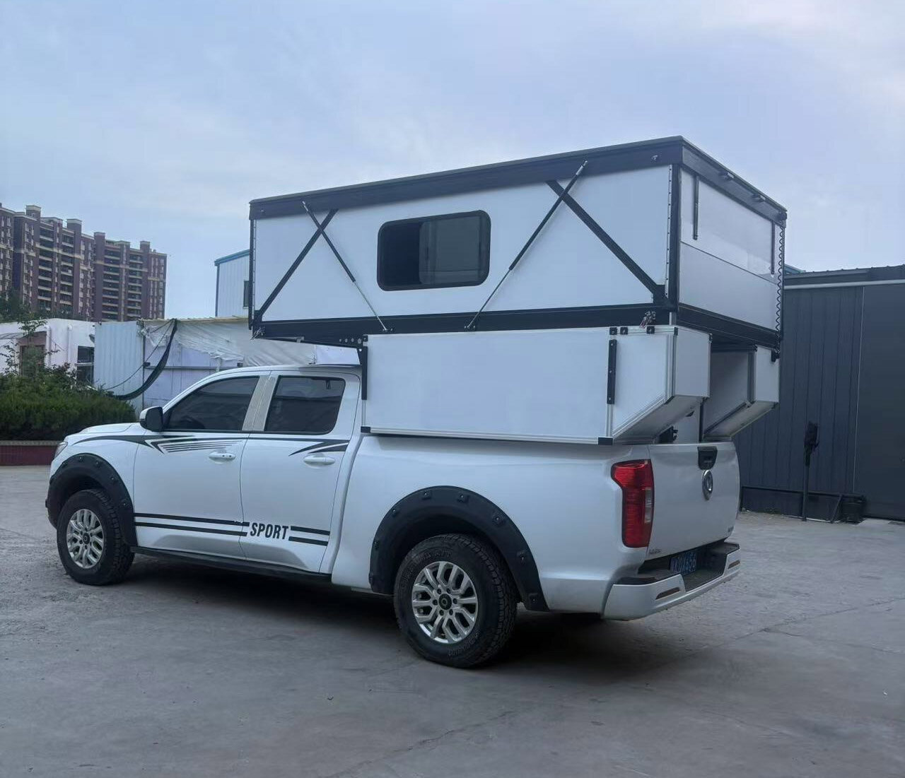 Truck Camper  2