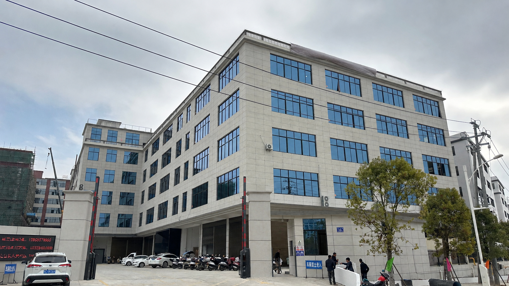 Yunhong Ceramics factory exterior