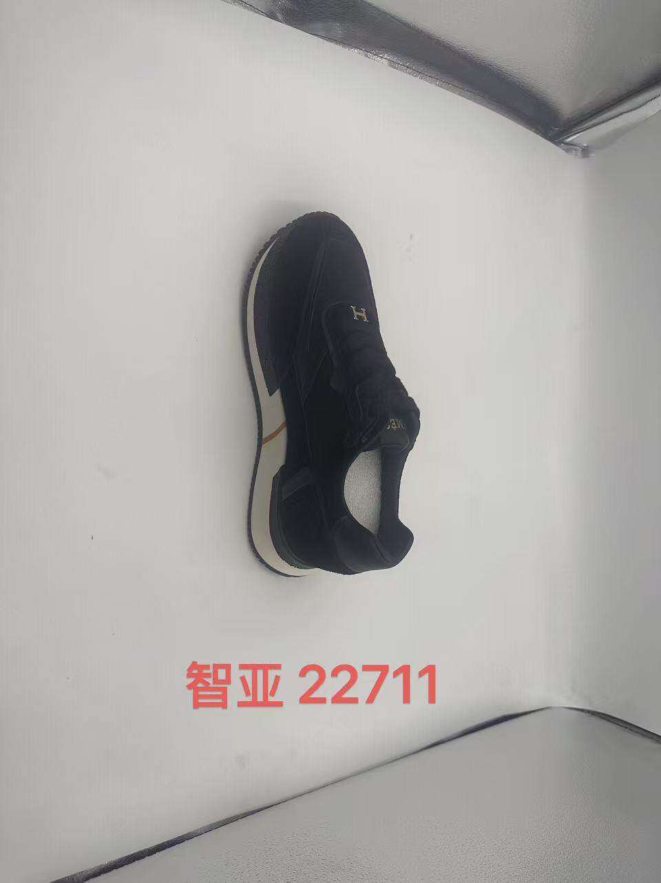 22711 5