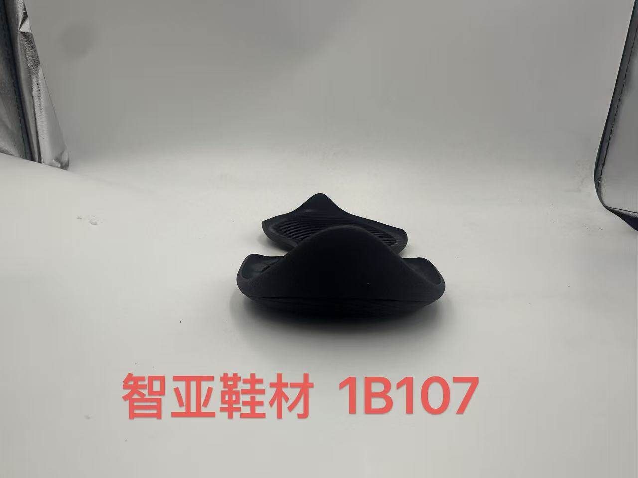 1B107 4