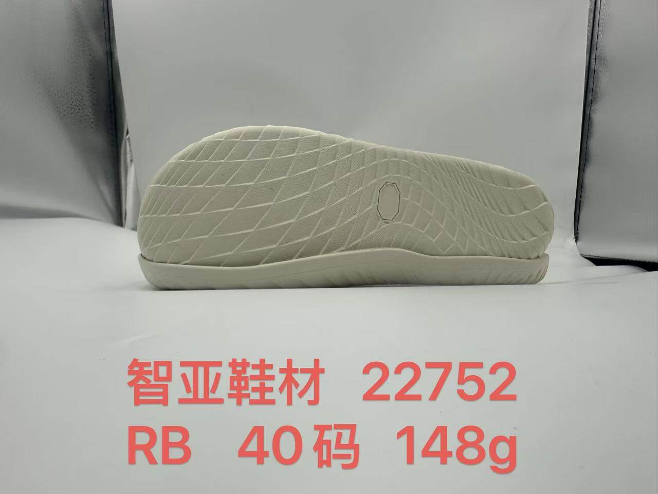 22752