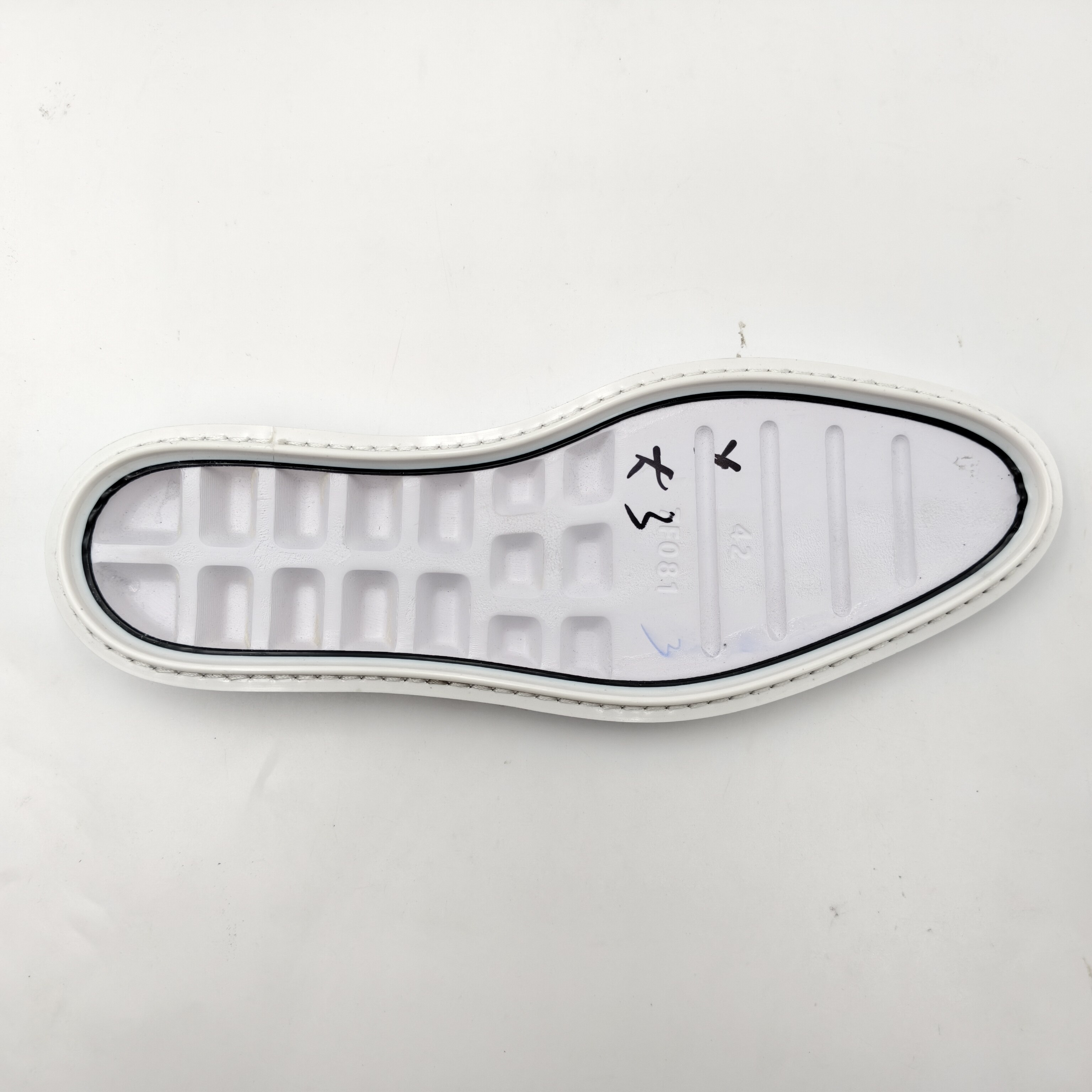7F081 4