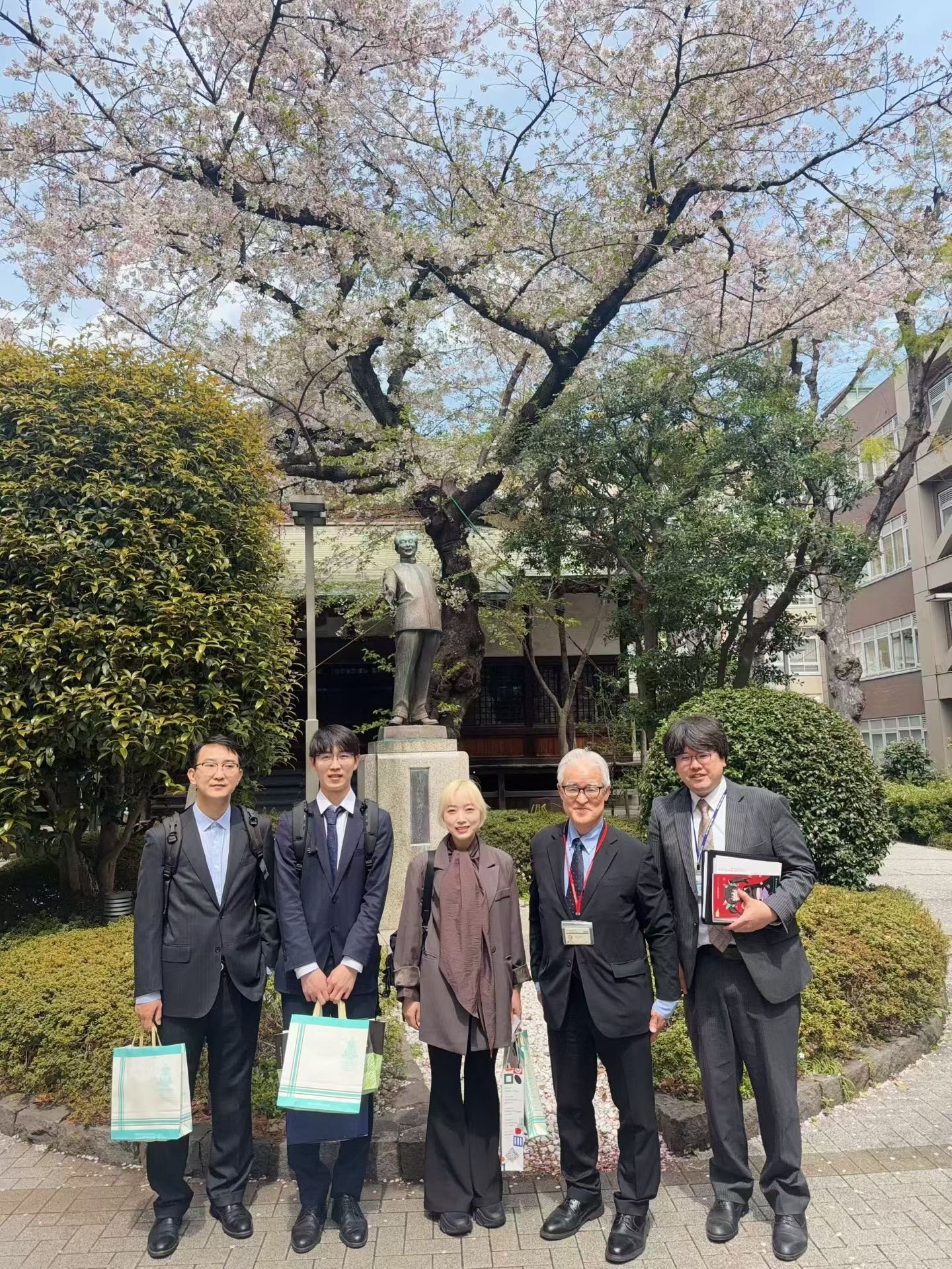 日本大学