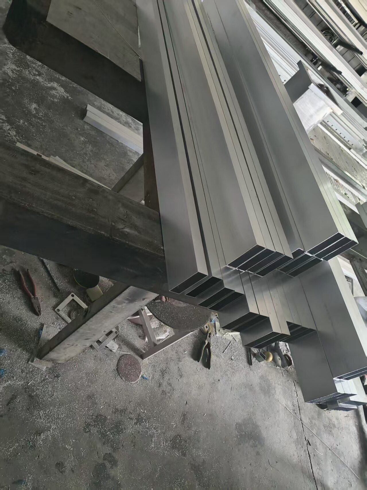 aluminum profile cutting process - image 12