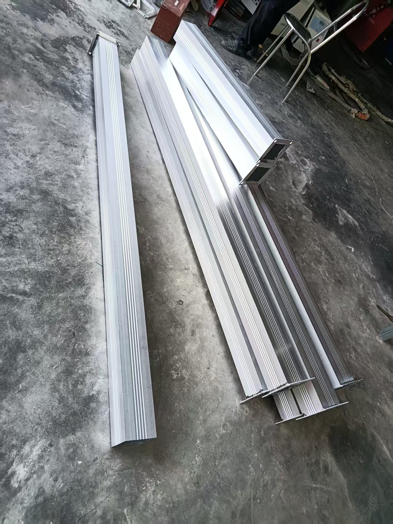 aluminum profile cutting process - image 5