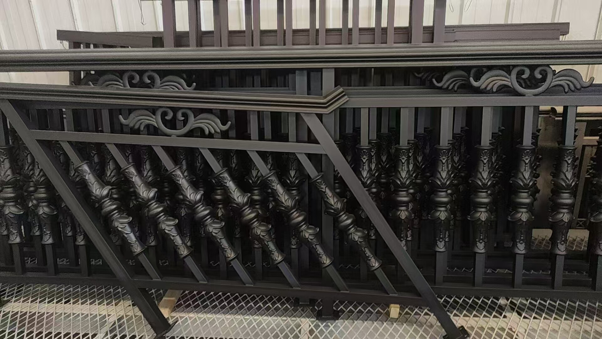 aluminum profile finishing process - image 71