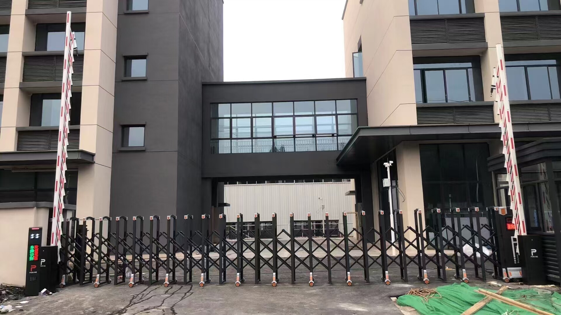 Aluminum Alloy Sliding Gate Residential - Electric sliding gate residential for factory residential commercial