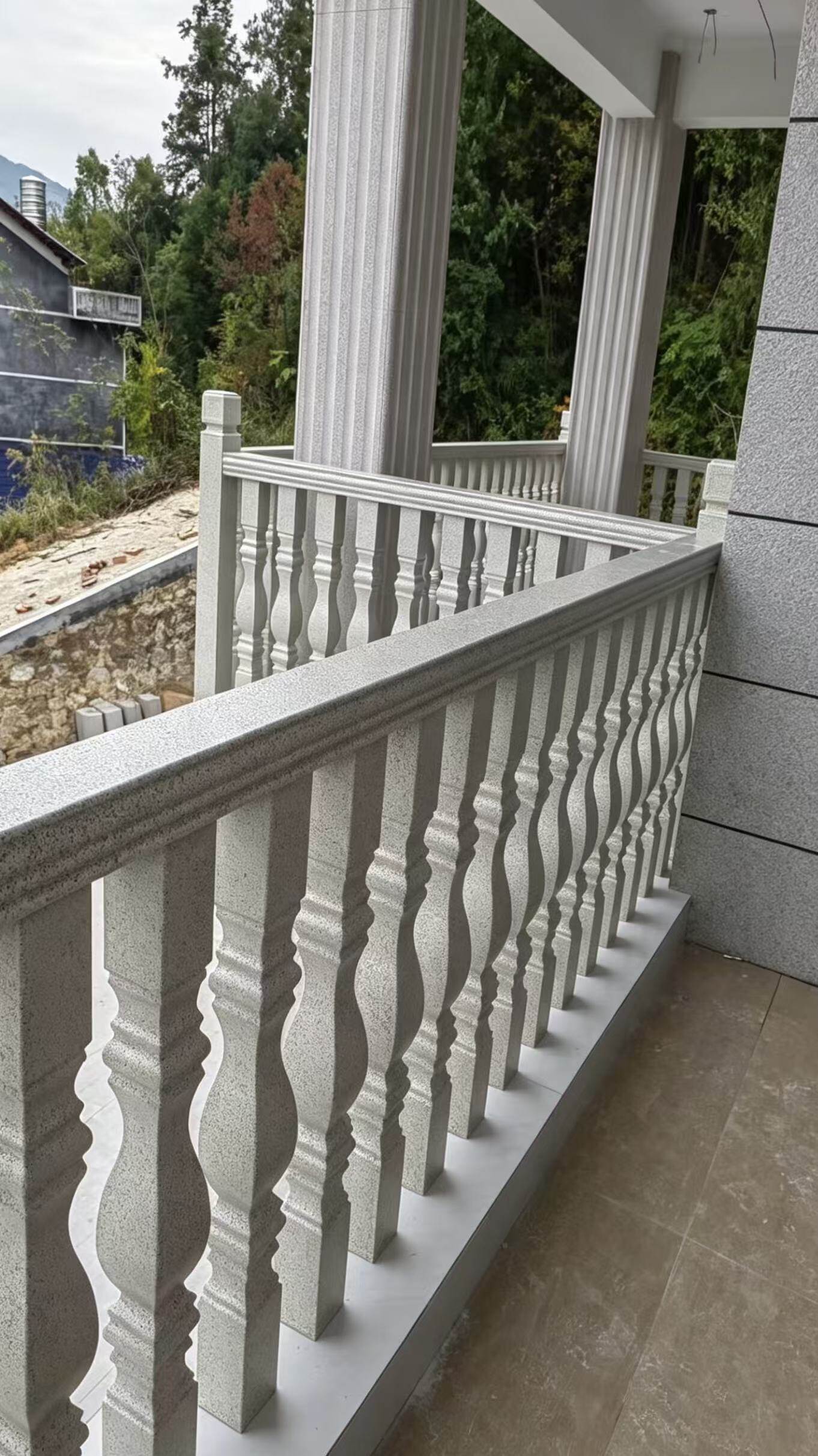 Modular aluminum fence panel 10 - Pre-assembled fencing with easy installation