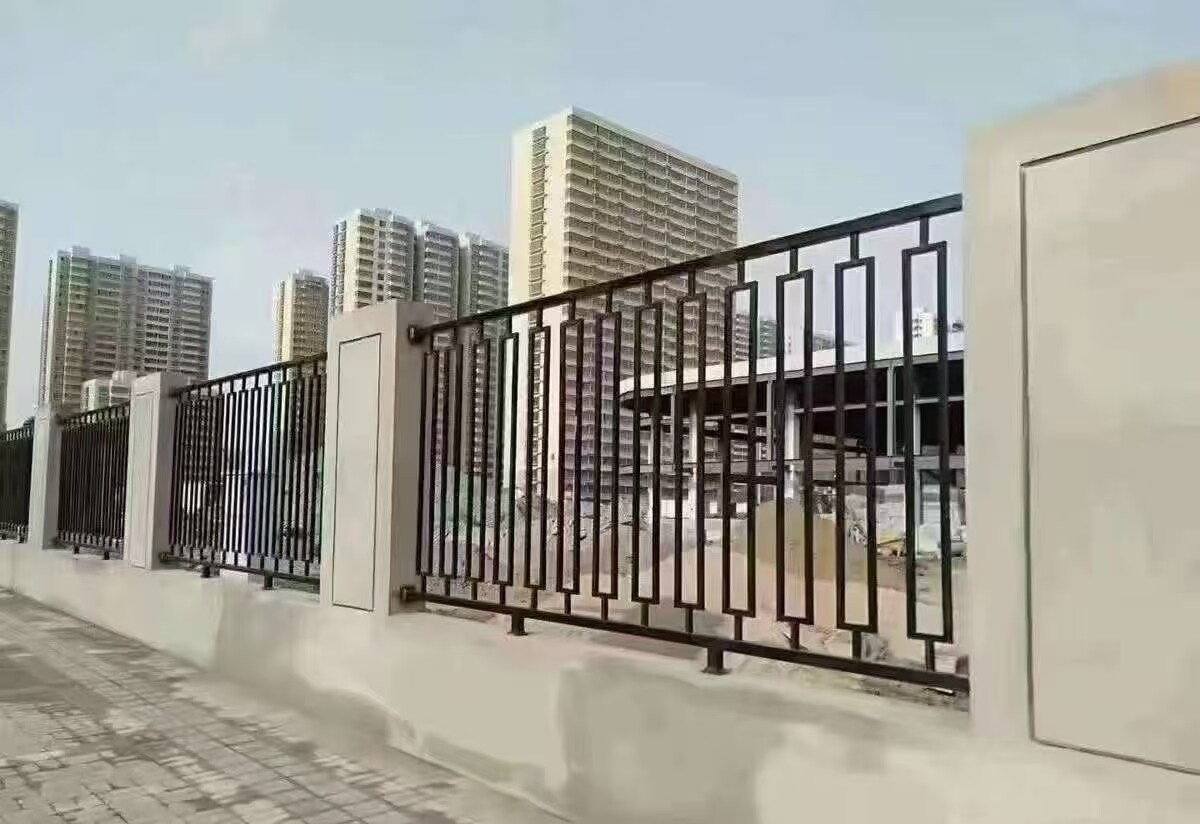 Steel Fences - steel fence aluminum product image 1 of 8
