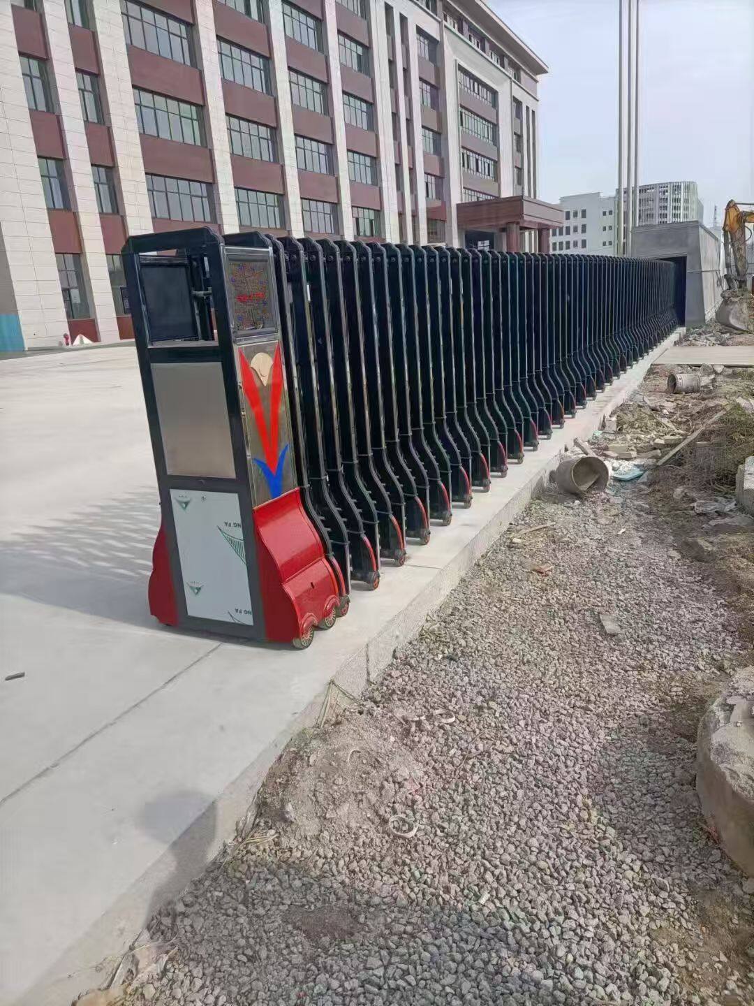 Heavy-Duty Folding Gate Black - Electric folding gate black for factory residential commercial