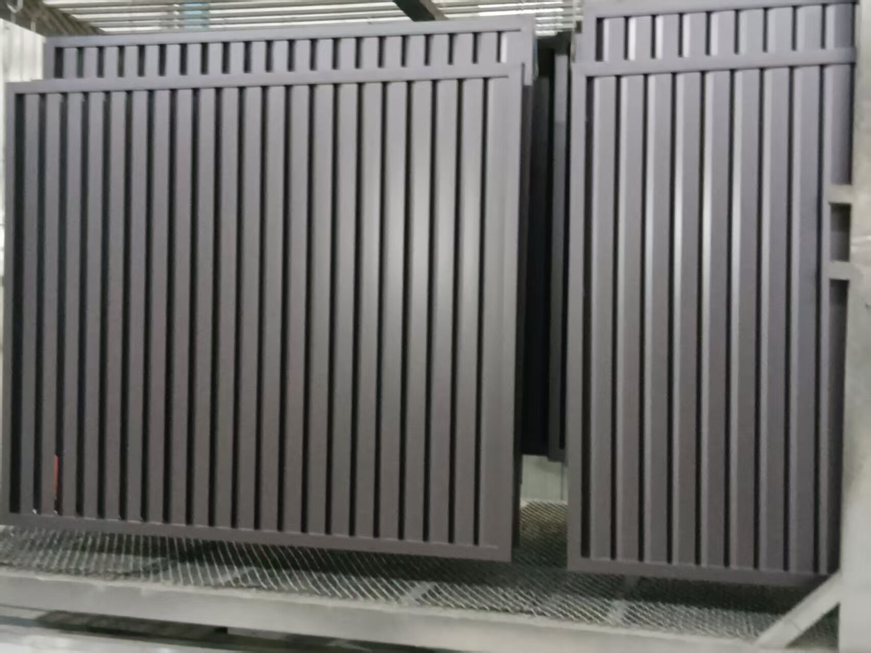 Powder coating and finishing - professional coating for durable, corrosion-resistant finishes