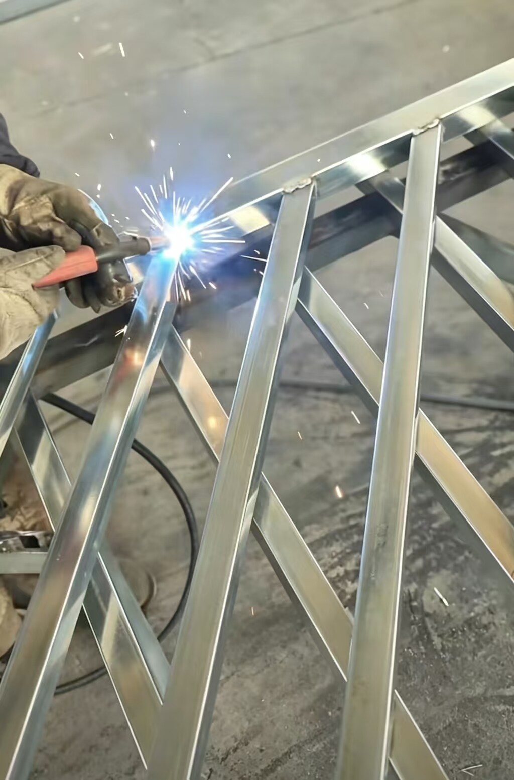 aluminum profile welding process - image 14