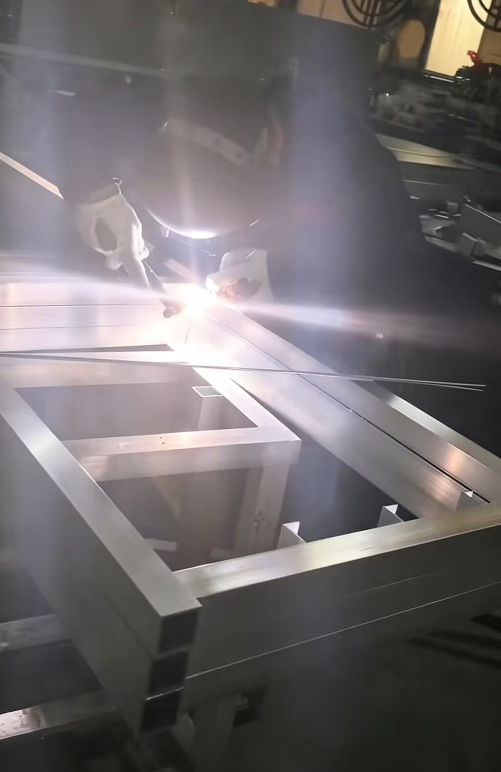 aluminum profile welding process - image 13