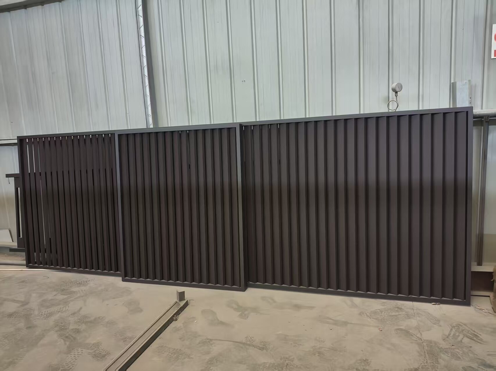 Louver Fencing gallery 9