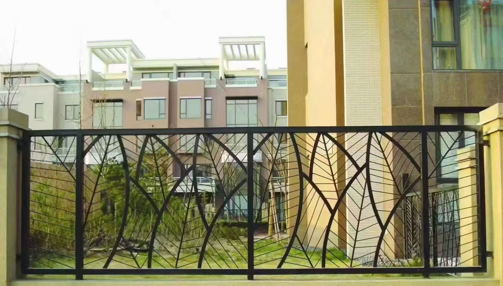 Decorative Leaf Pattern Steel Fence - Steel steel fence decorative for industrial commercial residential